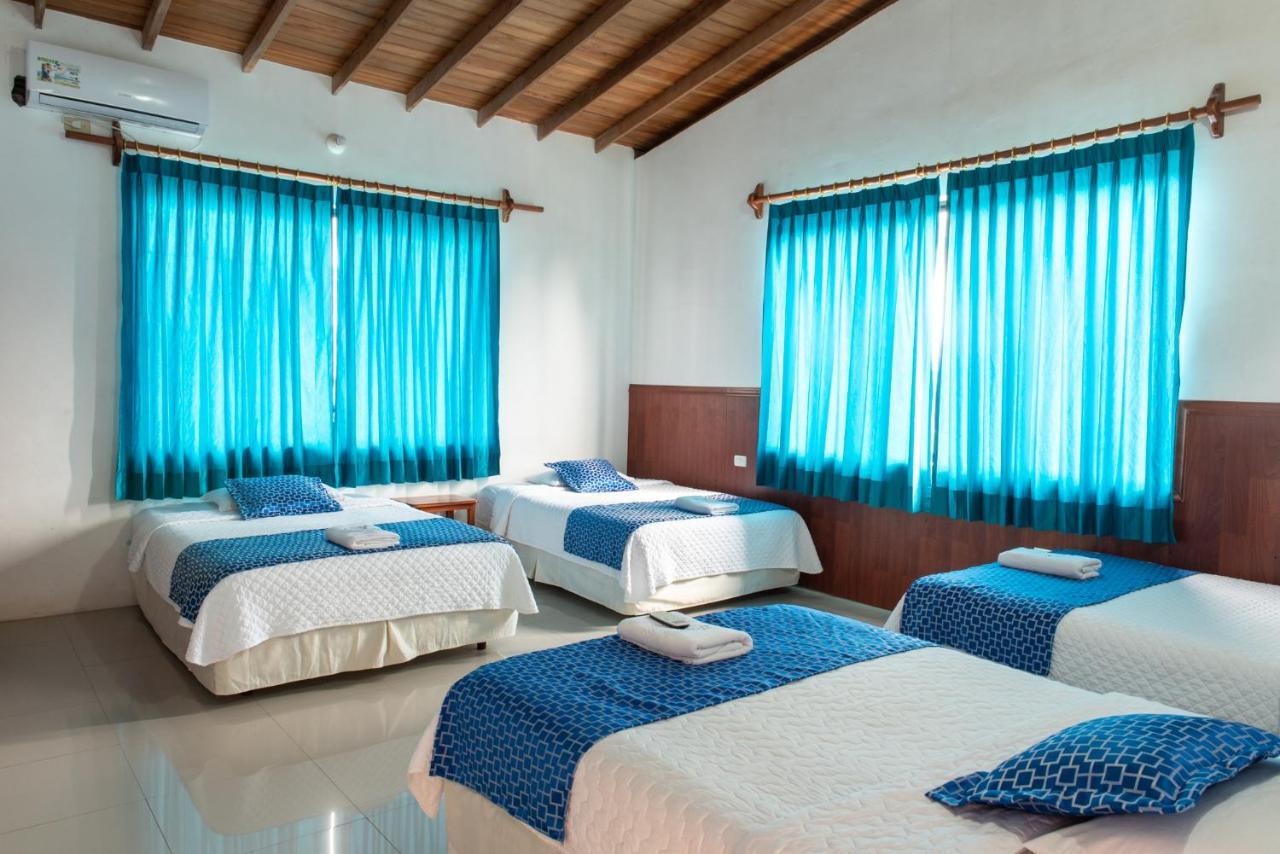 Hostal La Gran Tortuga プエルト・ビジャミル エクステリア 写真